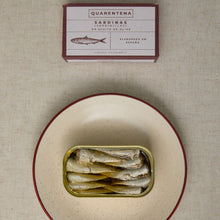 Cargar imagen en el visor de la galería, SARDINAS EN ACEITE DE OLIVA
